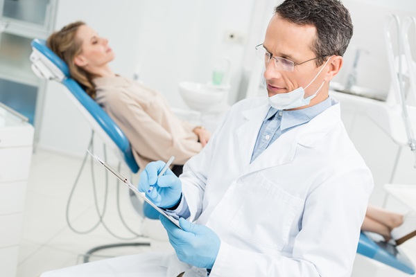 Family Dentist Vs  General Dentist: Is There A Difference?